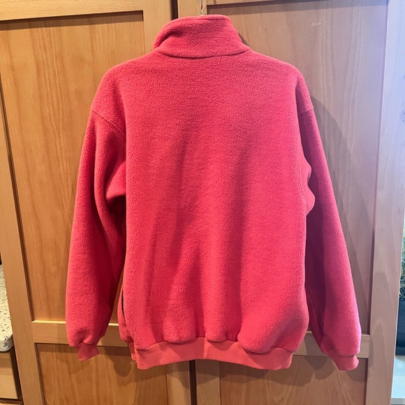 Patagonia Pink Puffer Jacket with Full-Zip Closure and High Collar - Picture 4 of 4